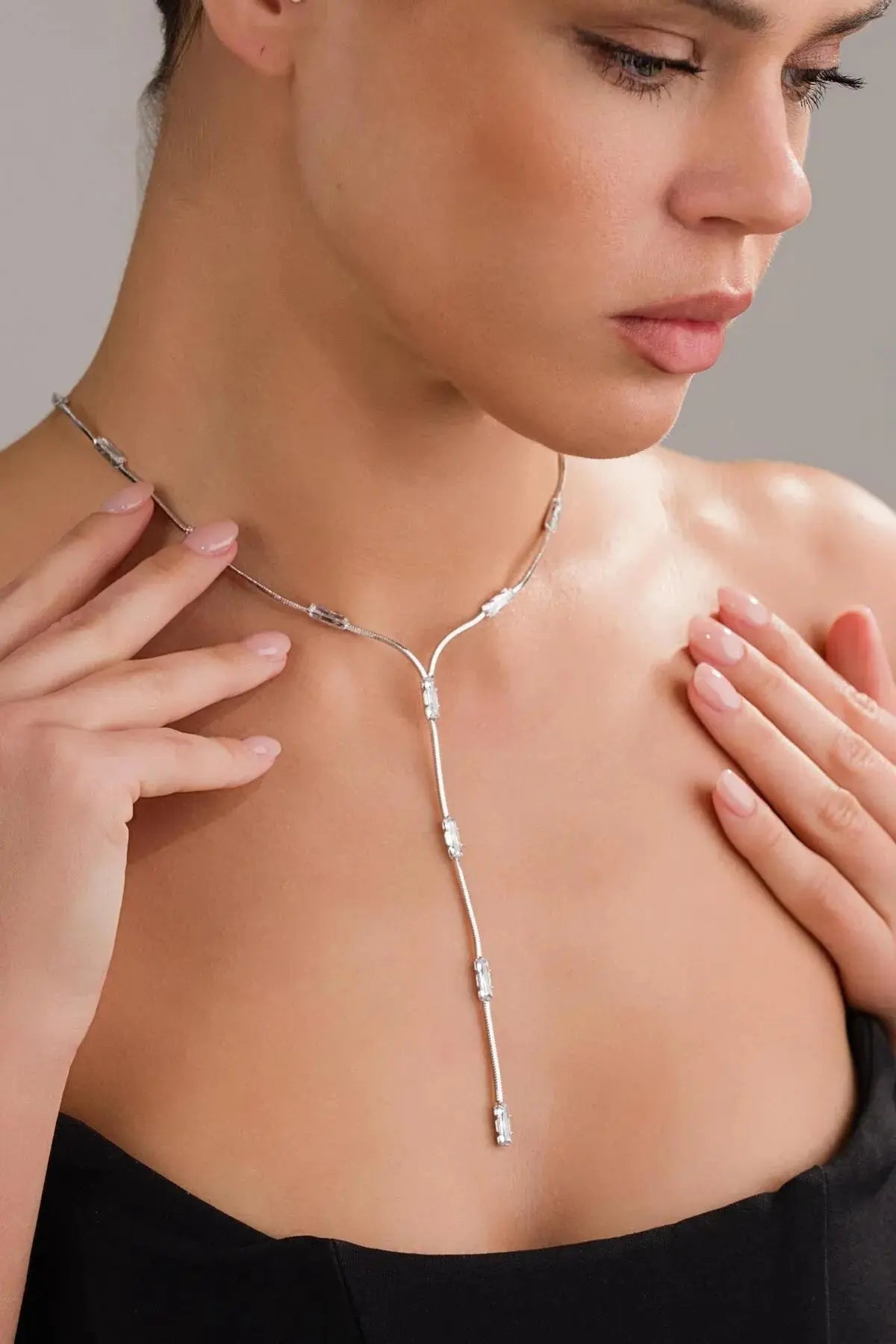 Zirkon Baget Taşlı Y Kolye