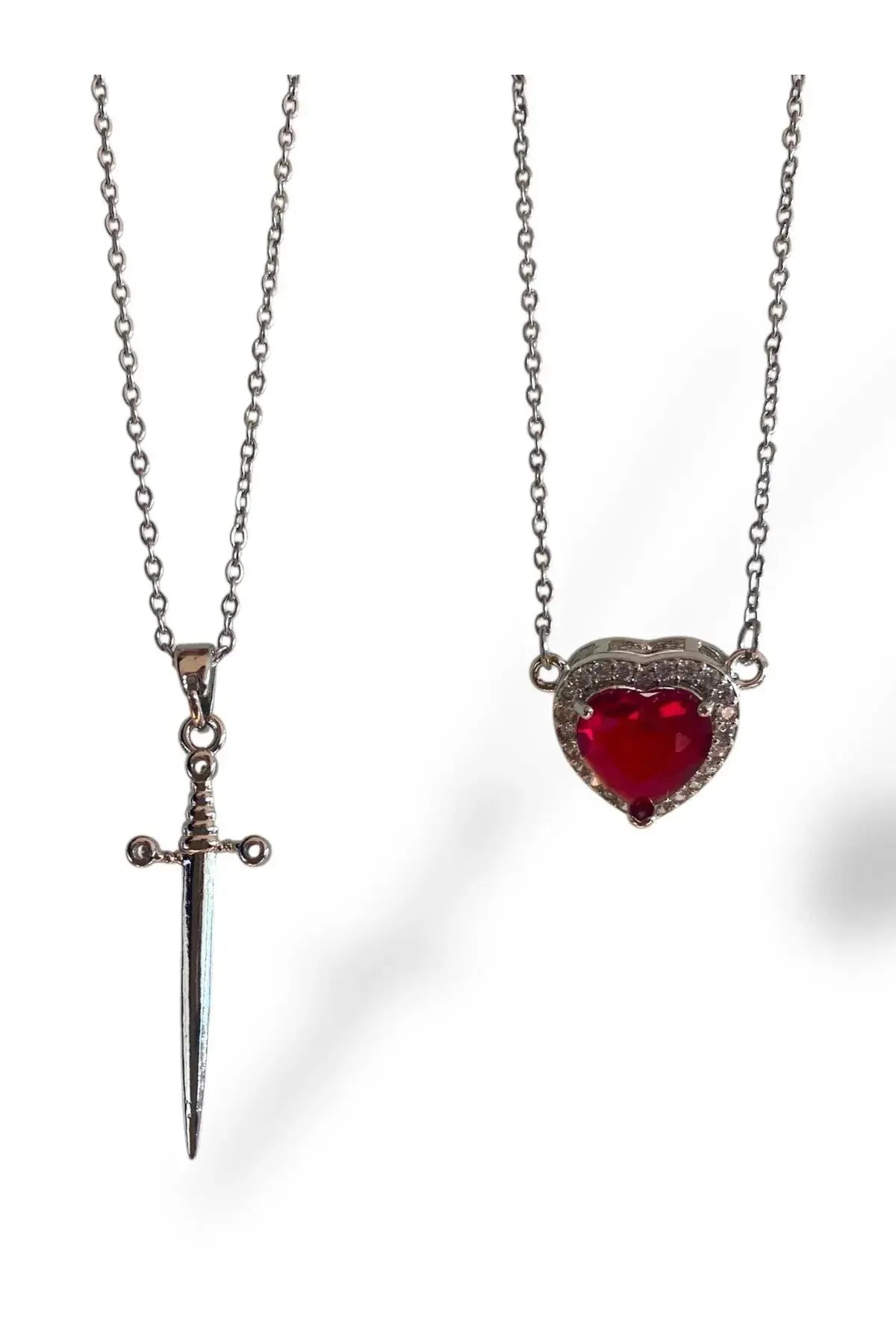 Kalp ve Kılıç Sevgili Kolyesi