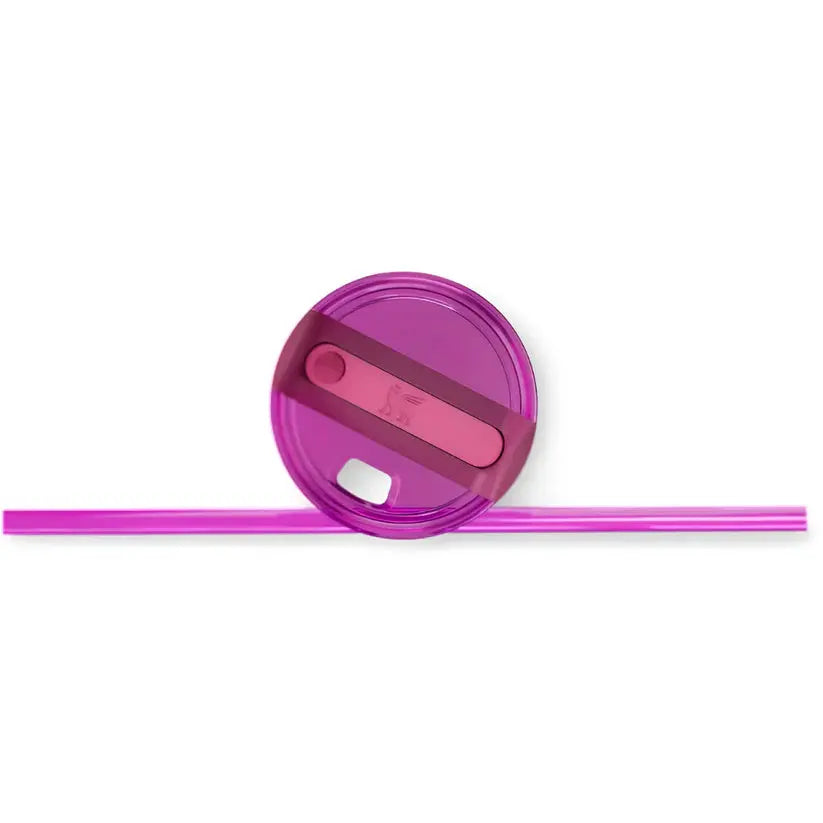 Stanley termos, yüksek kaliteli yalıtımı sayesinde içeceklerinizi saatlerce sıcak veya soğuk tutar. Günlük kullanım için ideal olan Stanley pipetli termos, pratik pipet tasarımıyla rahat bir içim sunar. Stanley kahve termosu, kahve keyfinizi her an yanınızda taşımanızı sağlarken, Stanley mug termos şık ve kullanışlı yapısıyla dikkat çeker. Kamp ve açık hava etkinlikleri için özel olarak tasarlanan Stanley outdoor termos 1.3 lt, dayanıklılığıyla öne çıkar. Daha kompakt bir seçenek arayanlar için Stanley term