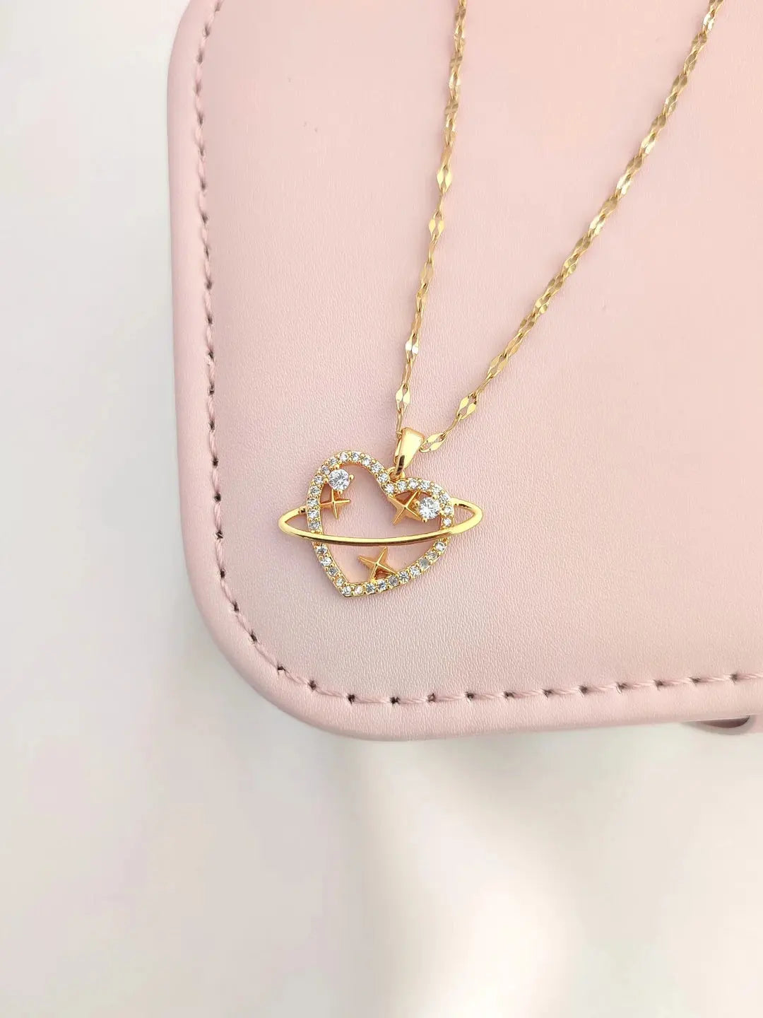 Zirkon Taşlı Yıldızlı Satürn Kolye