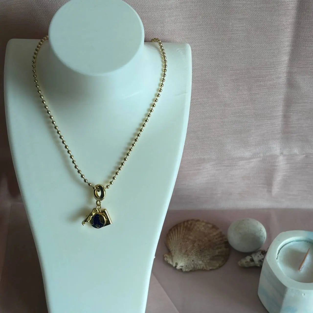 Travel Seyahat Dünya Uçak Kolye