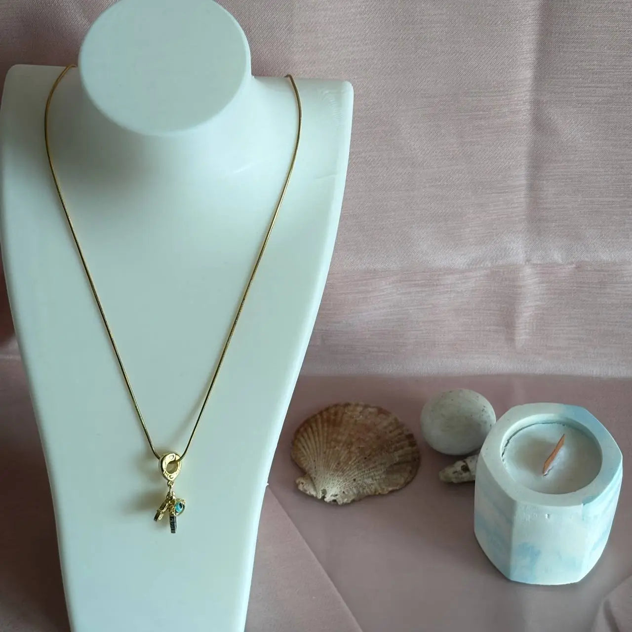 Nazar boncuklu kombin kolye