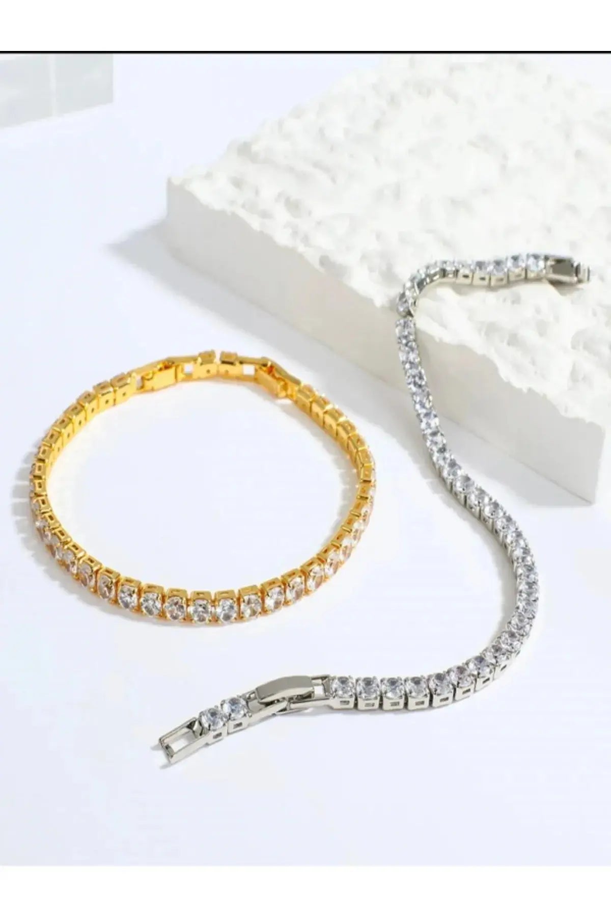 Kare Kesim Su Yolu Bileklik