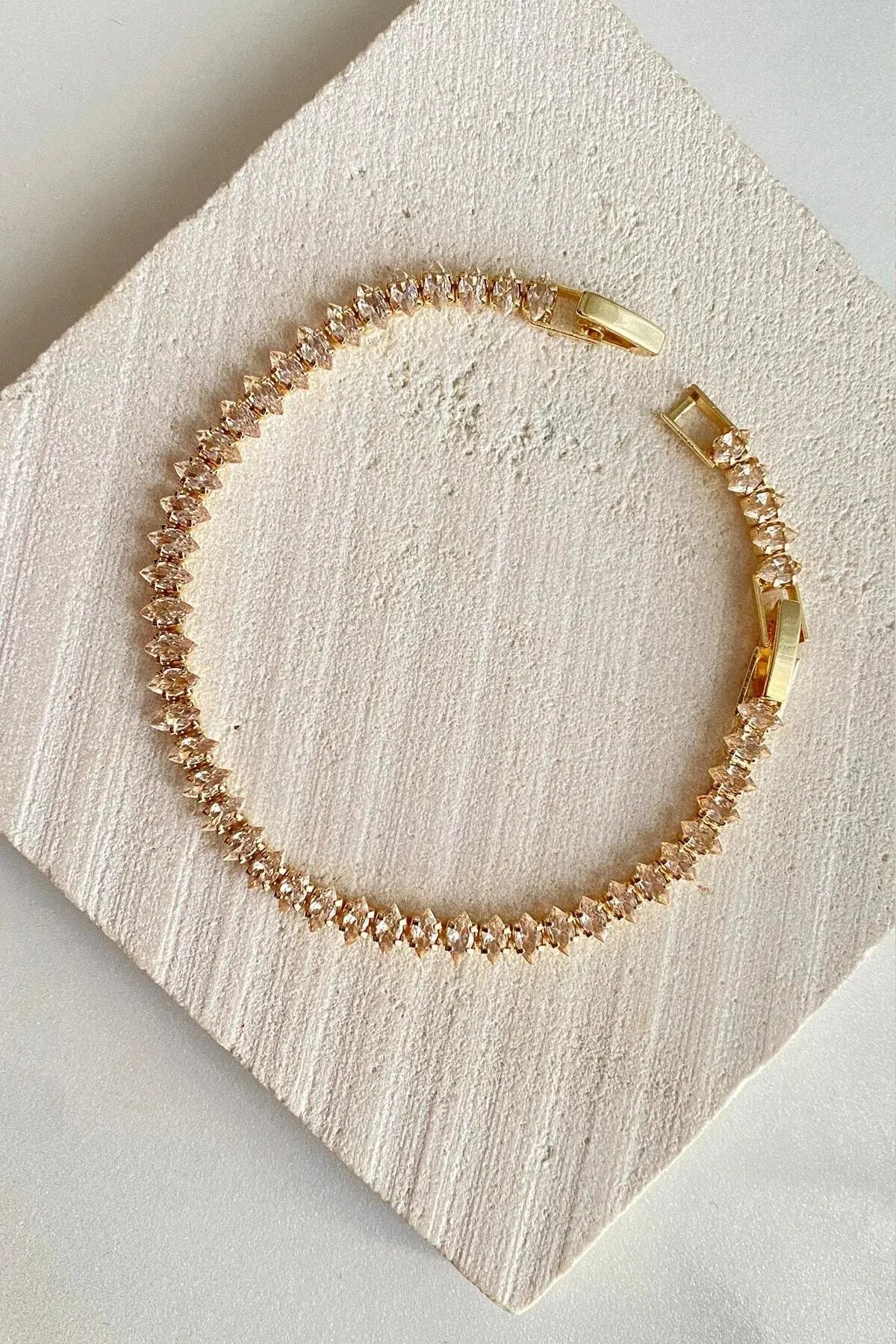 Zirkon Taşlı Mekik Model Su Yolu Bileklik