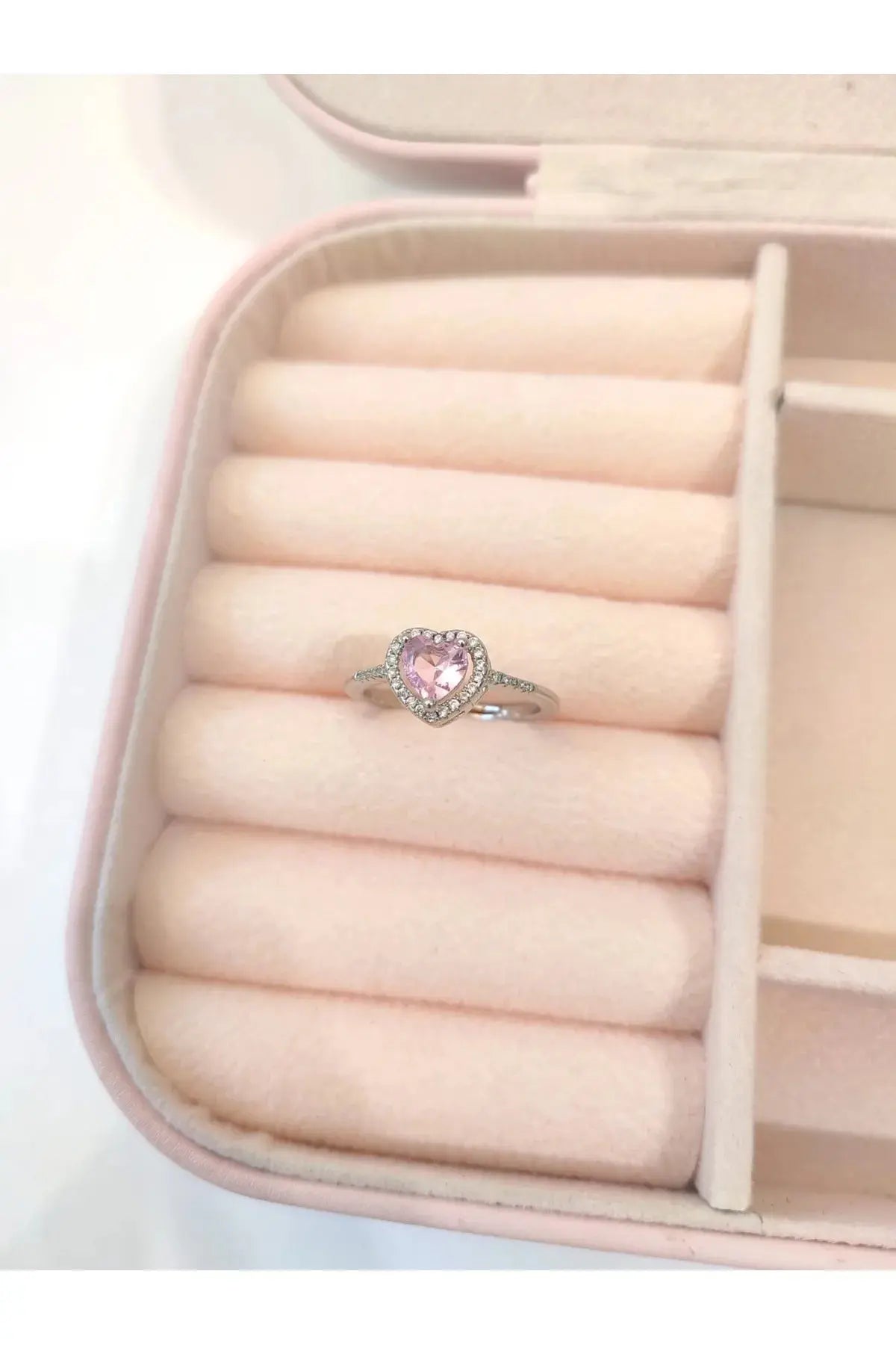 Kalpli İlişki Yüzüğü