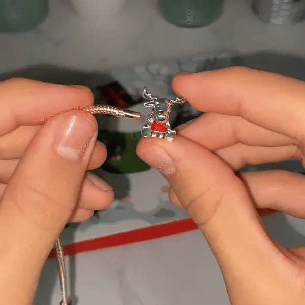 MNDStore™  Christmas Charm Bracelet Advent Calendar