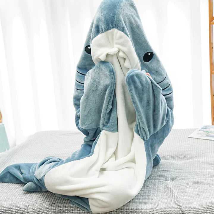 Gifthane Shark Hoodie Battaniye