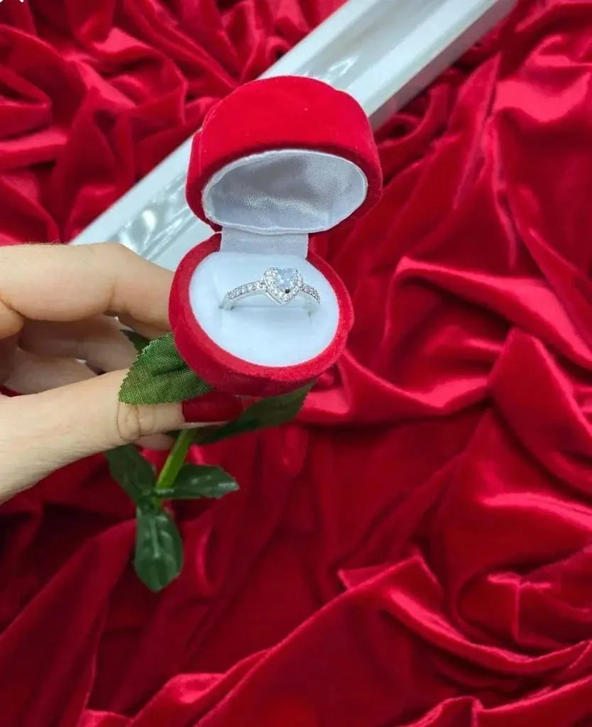 Kalpli İlişki Yüzüğü