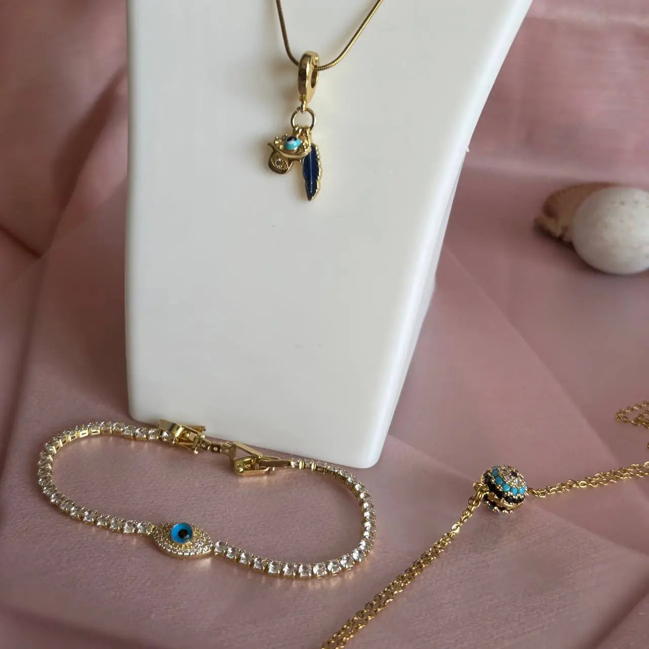 Nazar Boncuğu Üçlü Kombin