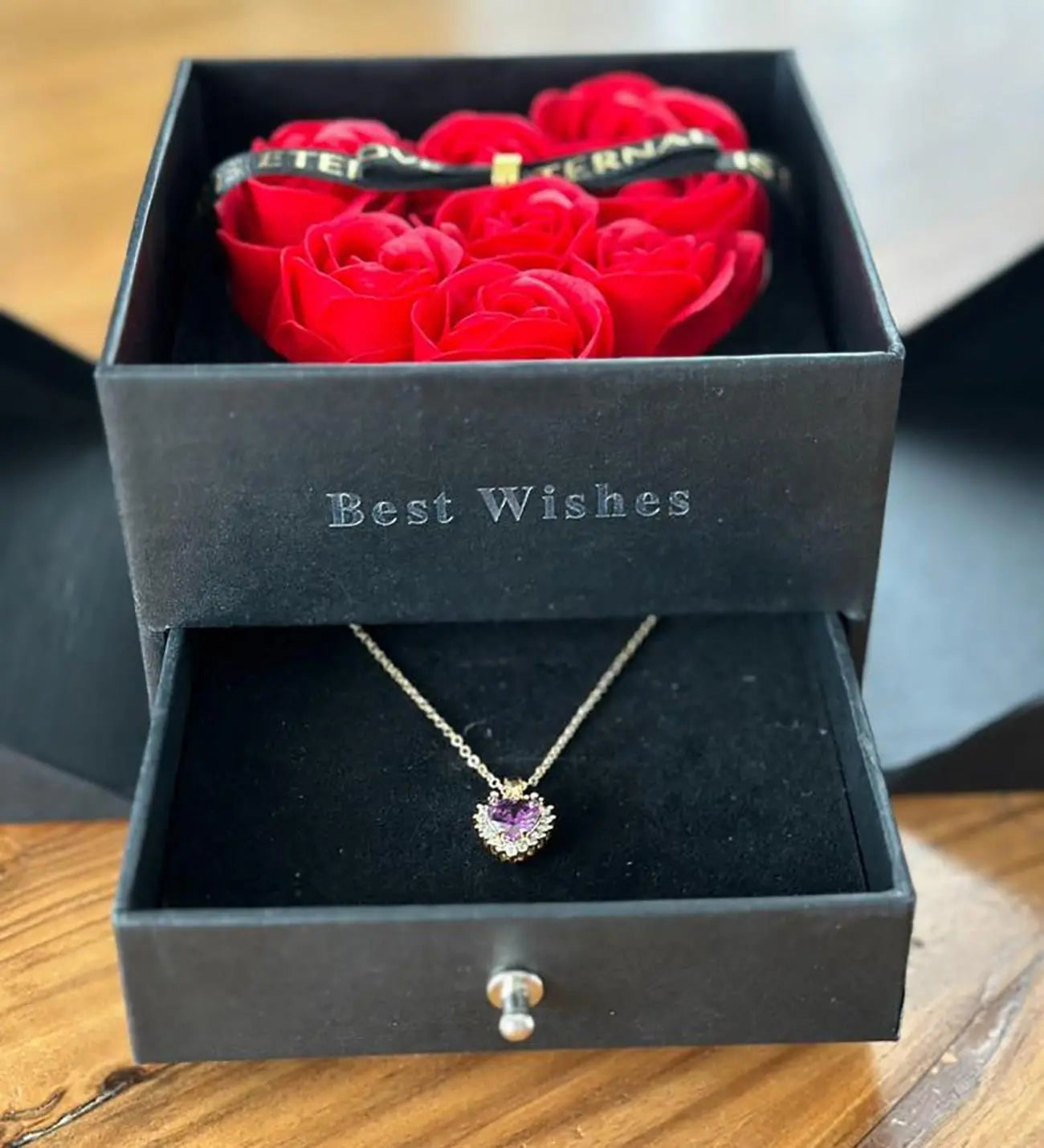 Kalpli Gül Takı Kutusu